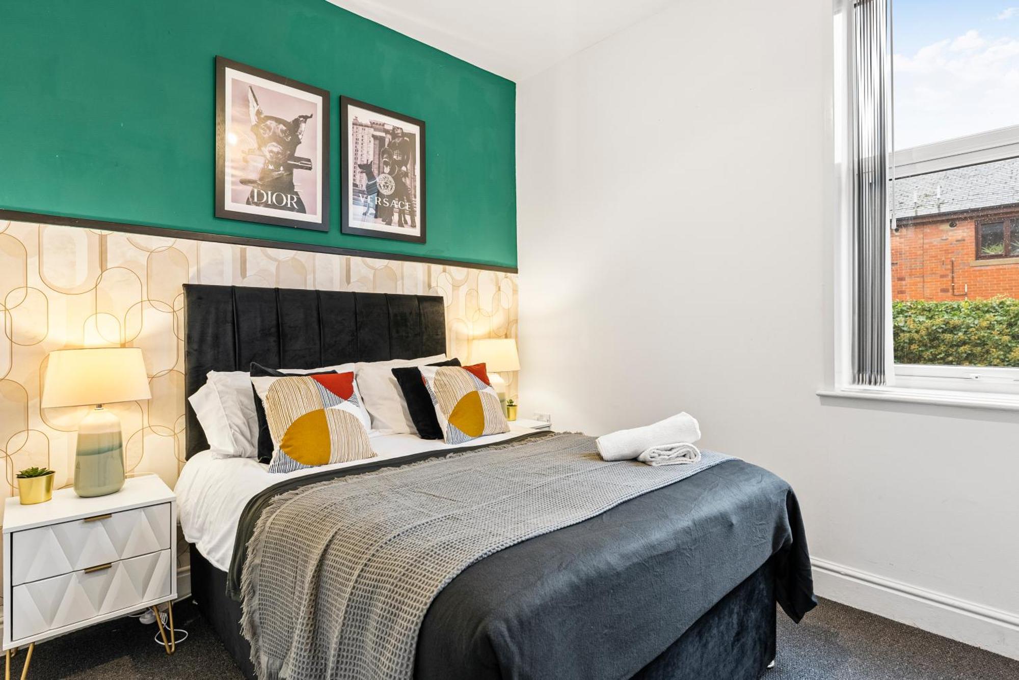 Апартаменты 20 Percent Off! Stylish Sheffield Abode Sleeps 12 Экстерьер фото